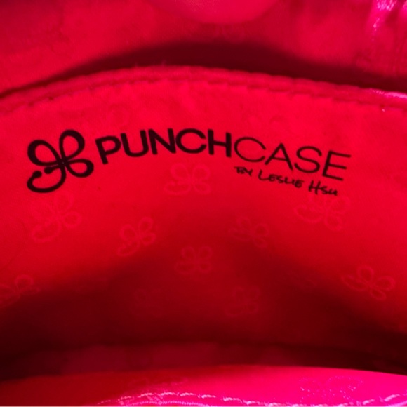 Punchcase by Leslie Hsu Black Pebbled Vegan Leather Crossbody w/ Skull - Picture 6 of 10